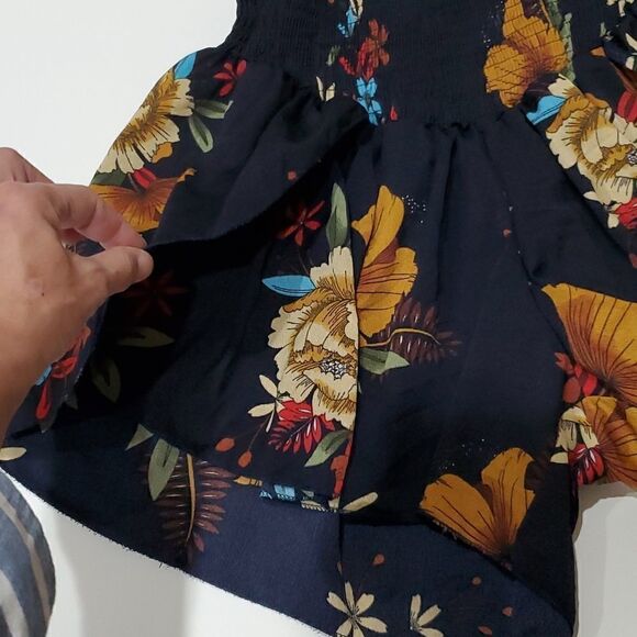 2 Piece Outfit   - Picture 4 of 16